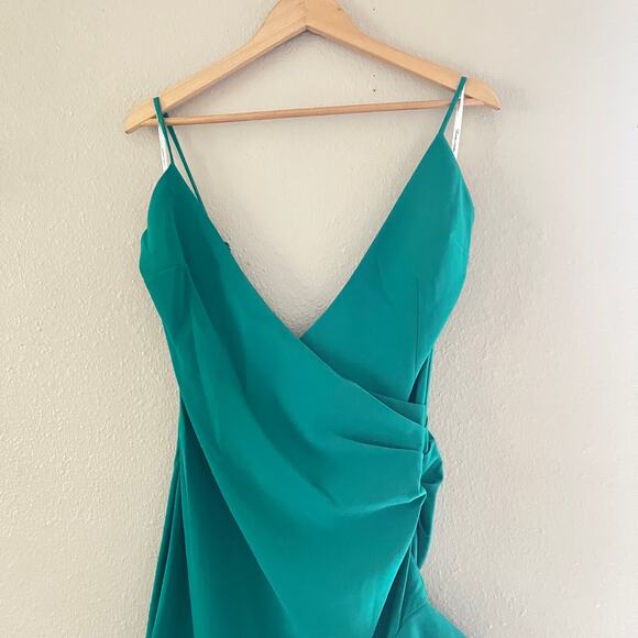 NEW Revolve x Lovers + Friends Evergreen Ruffled dress in Jewel Green - Picture 2 of 11